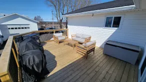 3 bedroom home with parking - Image 4
