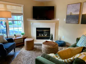 Mid Century on Meadow - Image 3