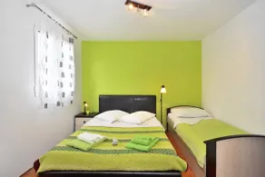 Three bedded room with an outdoor kitchen - Image 3