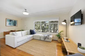Beach Shack 67 in Blairgowrie - Image 3