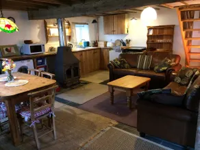 Cosy comfy cottage barn & fantastic views, garden. - Image 2