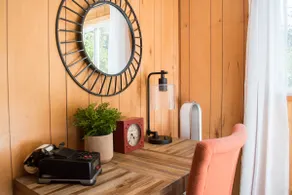 Historic Creswell Farmhouse Pool+New Spa - 13 min to Eugene, U of O, & Wineries! - Image 5