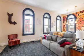 ⭐️ Modern Spacious Apartment Downtown TR, Sleeps 6 - Image 4