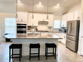 Luxury McKinney Residential - 4 beds, 2 bath - Image 2