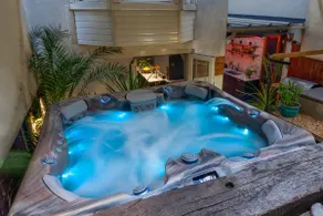 Zanzibar House Award Winning 8-Bedroom Holiday Home - Image 2