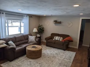 Rest and relax in cozy cabin close to lake! - Image 4