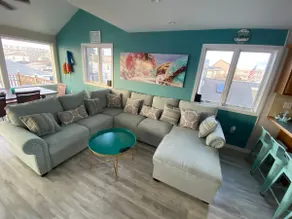 Luxury Beach House Sleeps 16. Steps from the Sand. - Image 2