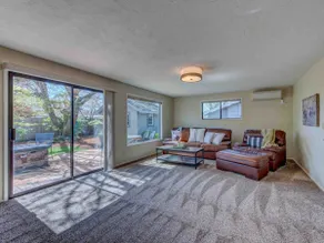 Next 2 U of O & Autzen|Private Yard & Deck|P. Pong - Image 2