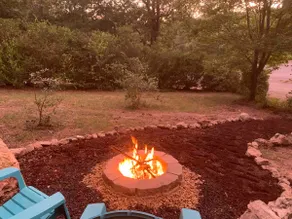 King bed, full kitchen, fire pit, near Rome WIFI CozyCountry - Image 2
