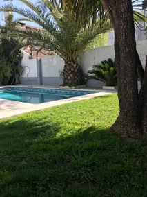 house with a park/pool available - Image 3