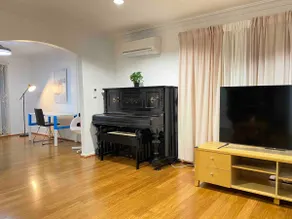 Hawker 4BR House（Air-Con, WiFi, Netflix, Parking） - Image 4