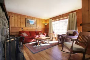 Ahwahnee-be Vintage Cabin - Walk to town! - Image 2