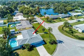 HOT TOB HEATED POOL HOUSE, MINUTES FROM CLEARWATER BEACH - Image 5
