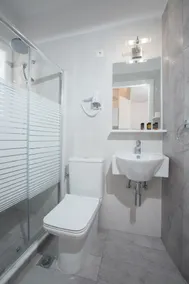 Omorfi Poli - new apartment for 2 (twin beds) - Image 5