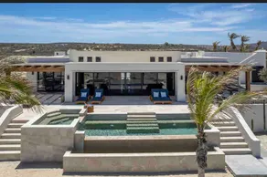 New Contemporary Beachfront Home near Four Seasons - Image 4