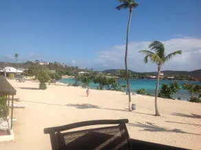 Your Perfect Beachfront Condo in Paradise - Image 2