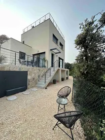 Contemporary house / View / river 5 min walk - Image 4