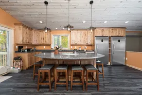 Sasquatch Lodge Vacation Home - Image 2