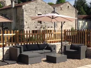 Cottage - heated pool, in village with shop & bar - Image 2