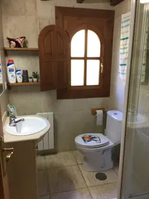 Apartment on the 1st floor with a private garden. - Image 5