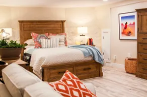 Modern Urban Getaway | Near Yale + Downtown - Image 4