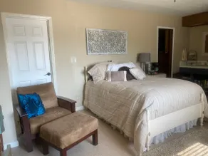Suite - close to Sequoia’s - Image 3
