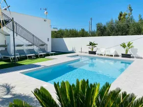 Katy's Holiday House, Private Villa - Image 3