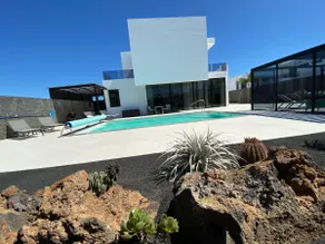 Villa ”Lanz a lot” with private swimming pool and garden - Image 3