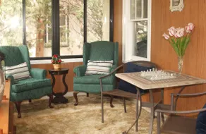 Beautiful 2BR 1BA Home - Fenced-in Yard w/Parking - Image 2