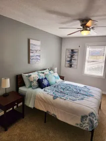 Charismatic 4-bedroom home on the New River - Image 3