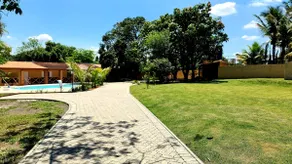Cozy farmhouse with pool - Image 3