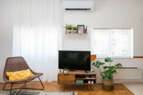 Center Oasis Apartment - Image 4