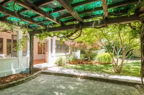 Vin Land Harvest Hideaway - Image 2