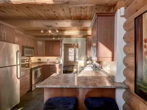 Loghome di lusso sul lago Mont Tremblant - Image 5