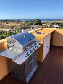 15C New Top Floor 2BR 2BA with Spectacular Views - Image 3