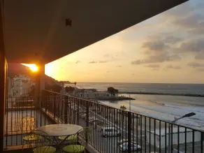 Beautiful Apartment on The First Line of The Sea - Image 2