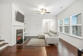 Modern Townhome - Image 5
