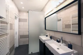 Novo apartamento premium de 75m2 ° Centro da cidade, AC, Netflix - Image 4