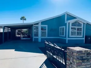Sunny Yuma Vacation House - Image 4