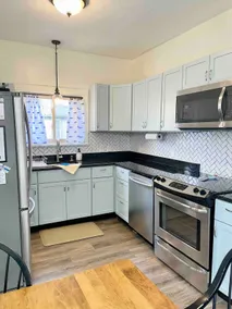 Walnut Beach Inn - close to the beach! - Image 4