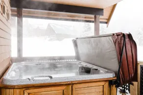 “The Lazy Sasquatch”: cozy mountain getaway - Image 5