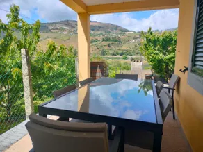 Vineyards Valley House - local accommodation - Image 5