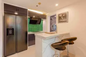 Luxury 3 Bedroom 1205 - Image 2