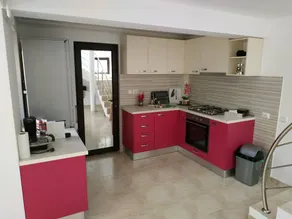 Entire Home - Image 4