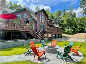Cliff View Loj Home is in a Quiet Neighborhood Walking Distance to Mirror Lake. - Image 2