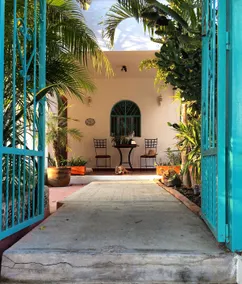 Los Sueños- safe, quiet & clean- 1 block to the beach! - Image 2