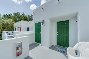Fantastisk 2BR / 2BA lägenhet i hjärtat av Neapel - Image 3