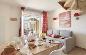 Aigues mortes apartment rental with pool + private parking - Image 2