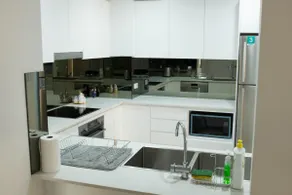 Location+Comfort 3.5BR APT/3 MIN walk to STN & Bus - Image 5