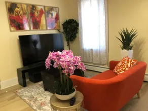 1st floor Mediterranean Escape, historic district - Image 2